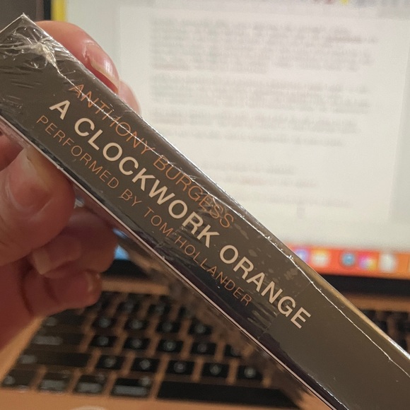 A Clockwork Orange Audio book 7 CD Set NIB - Picture 2 of 3